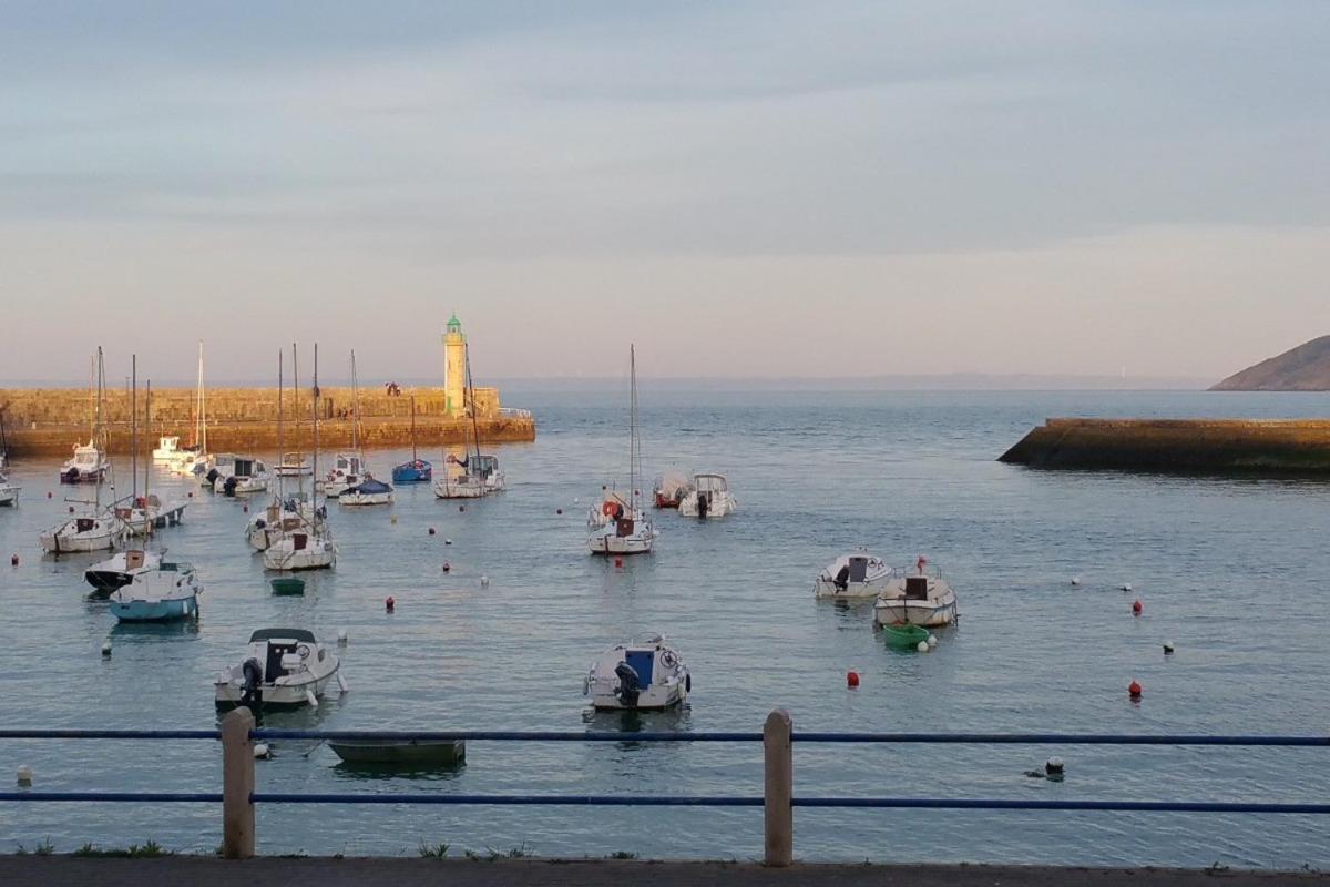 Bretagne vue mer Binic Extérieur photo