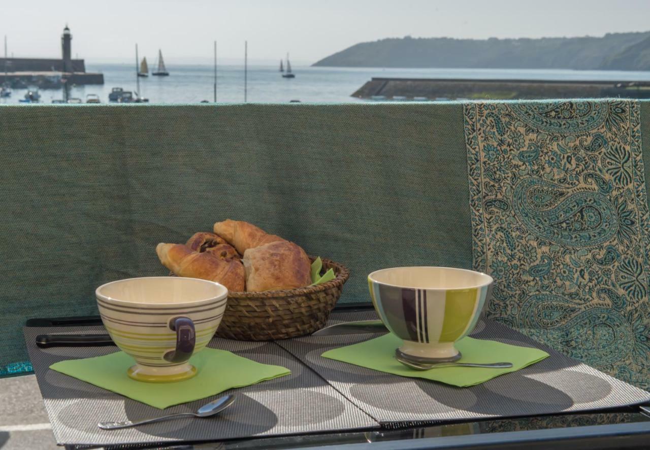 Bretagne vue mer Binic Extérieur photo