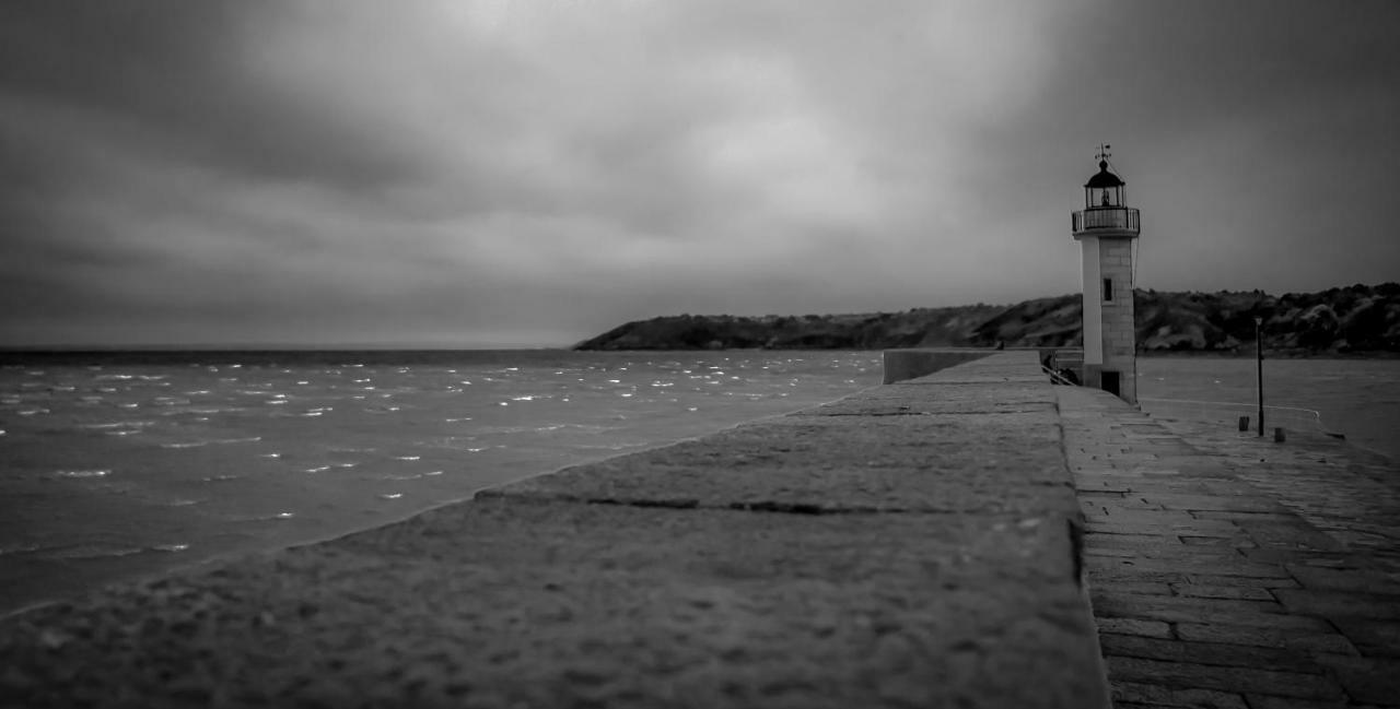 Bretagne vue mer Binic Extérieur photo
